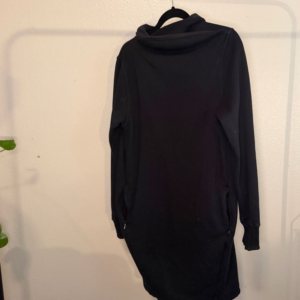 Athleta Black Long Sleeve Dress
